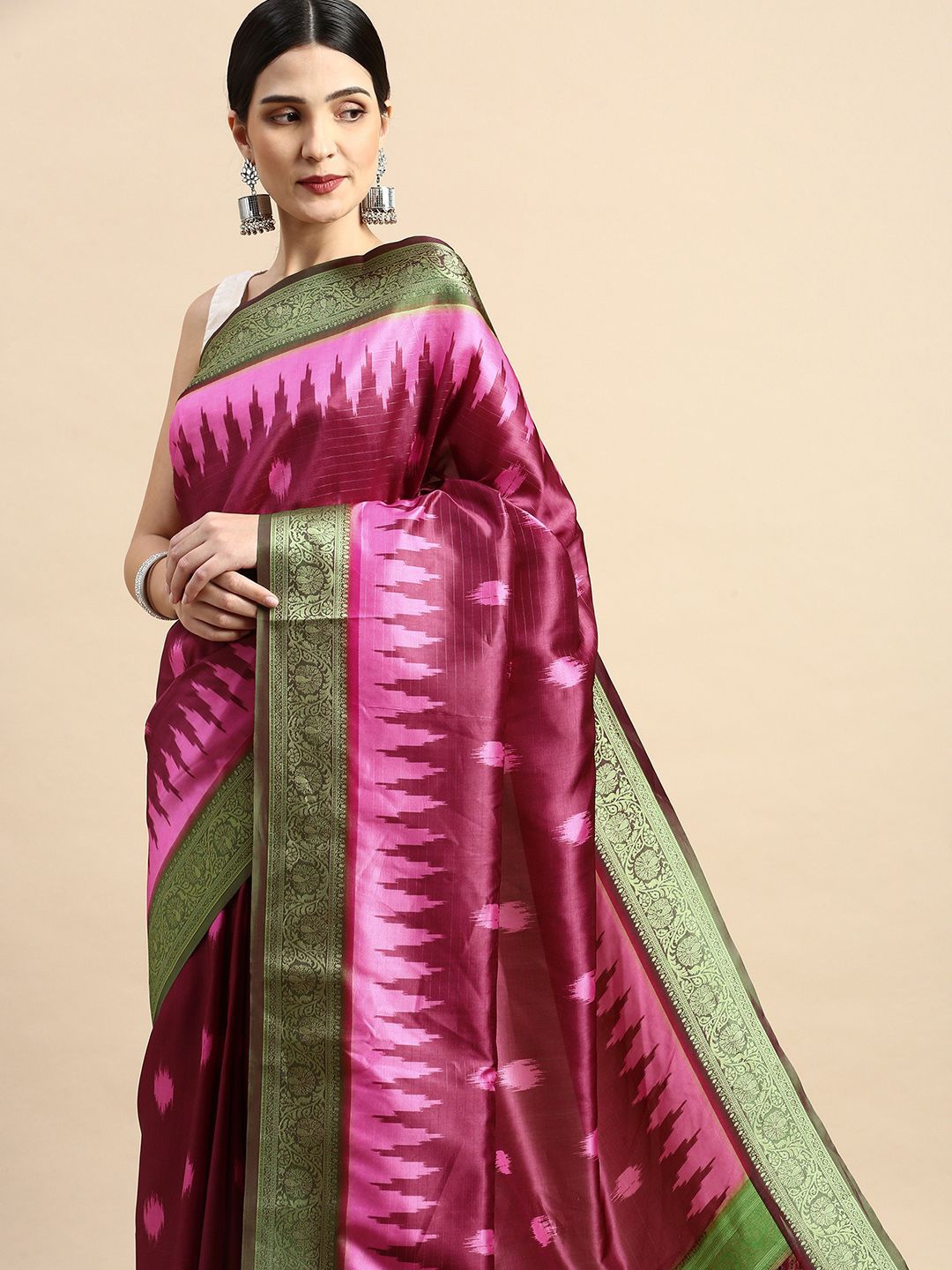 

VASTRANAND Zari Silk Blend Ikat Saree, Maroon
