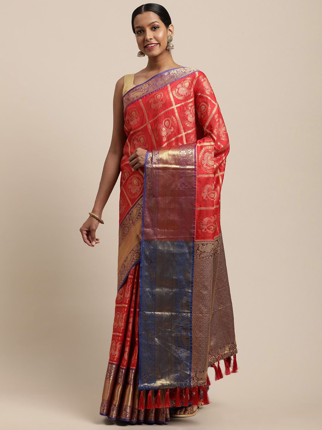

VASTRANAND Woven Design Zari Art Silk Banarasi Saree, Red