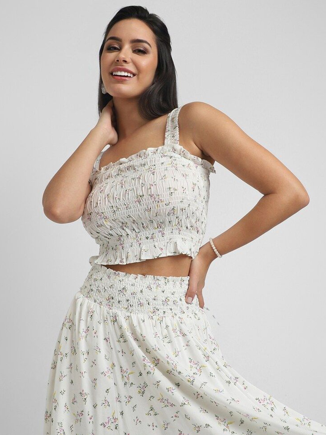 

FOREVER 21 Floral Print Blouson Crop Top, White