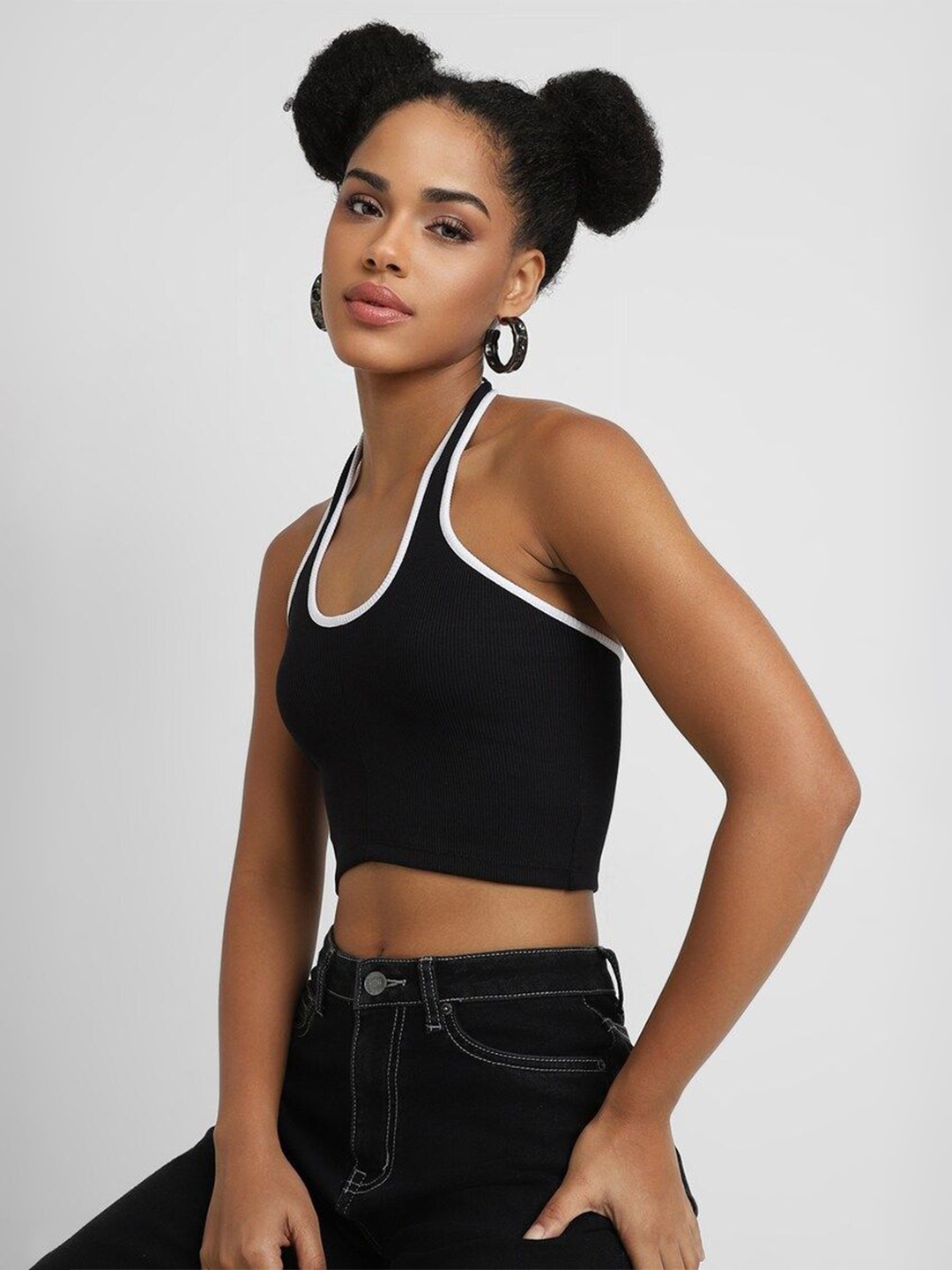 

FOREVER 21 Halter Neck Bralette Crop Top, Black