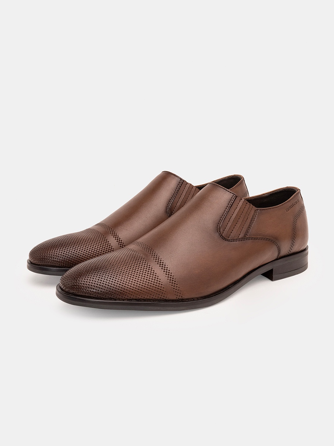 

THOMAS CRICK Men Round Toe Leather Slip-On Shoes, Brown