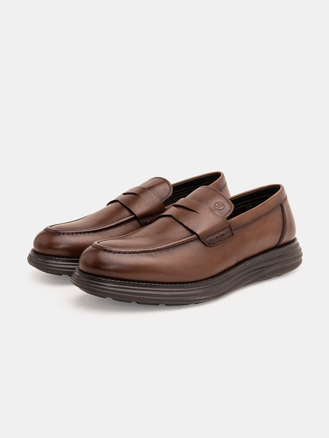 

THOMAS CRICK Men Round Toe Leather Formal Loafers, Brown