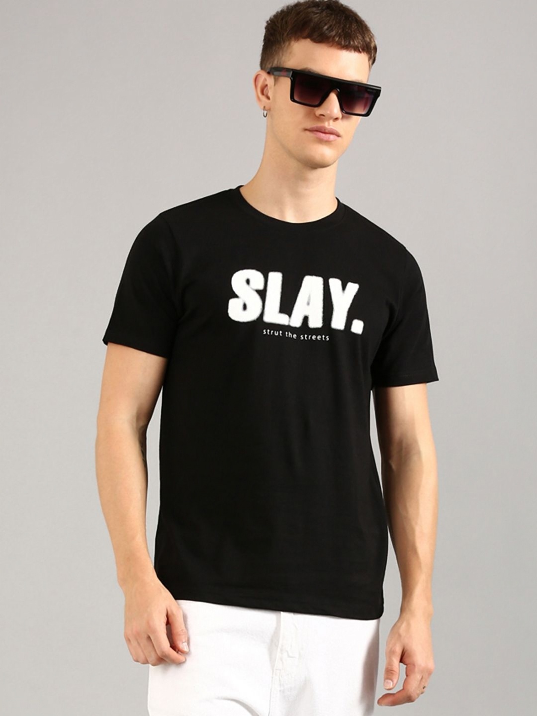 

Joven Men Typography Printed Applique T-shirt, Black