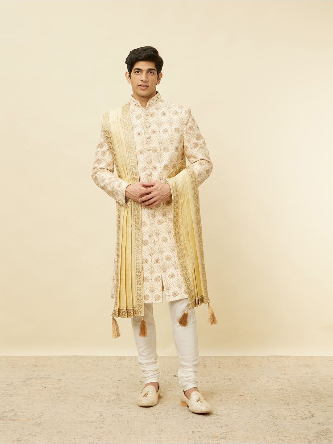 

Manyavar Men Ethnic Motifs Embroidered Art Silk Dupatta with Sequinned, Beige