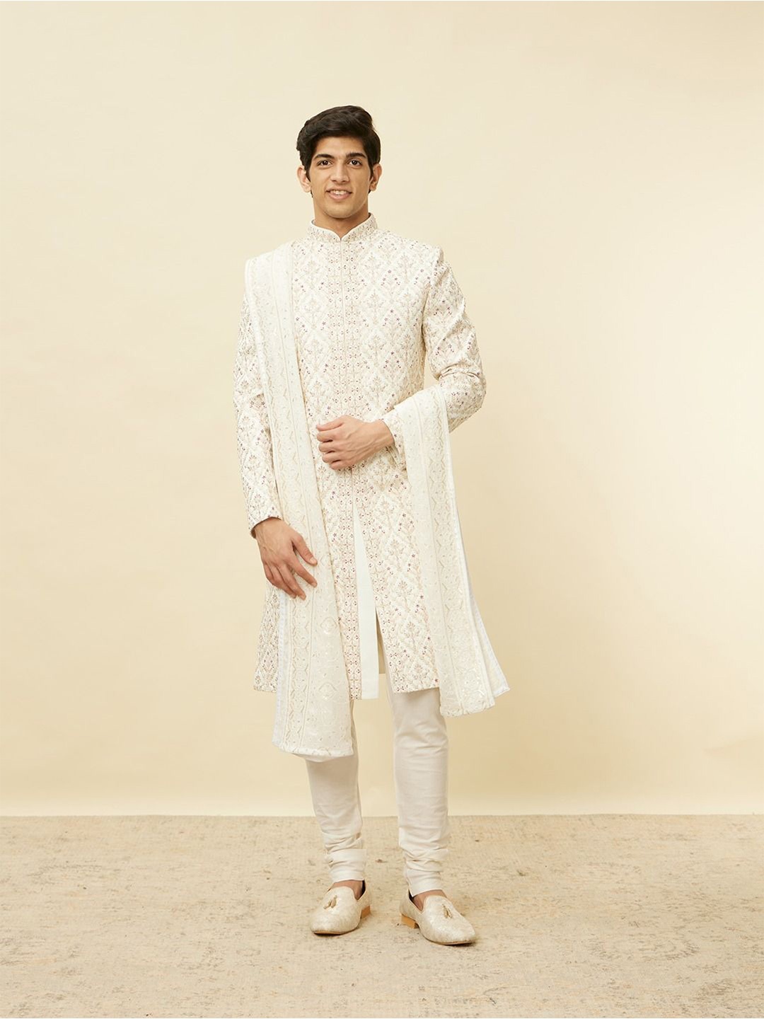 

Manyavar Men Ethnic Motifs Embroidered Dupatta with Sequinned, White