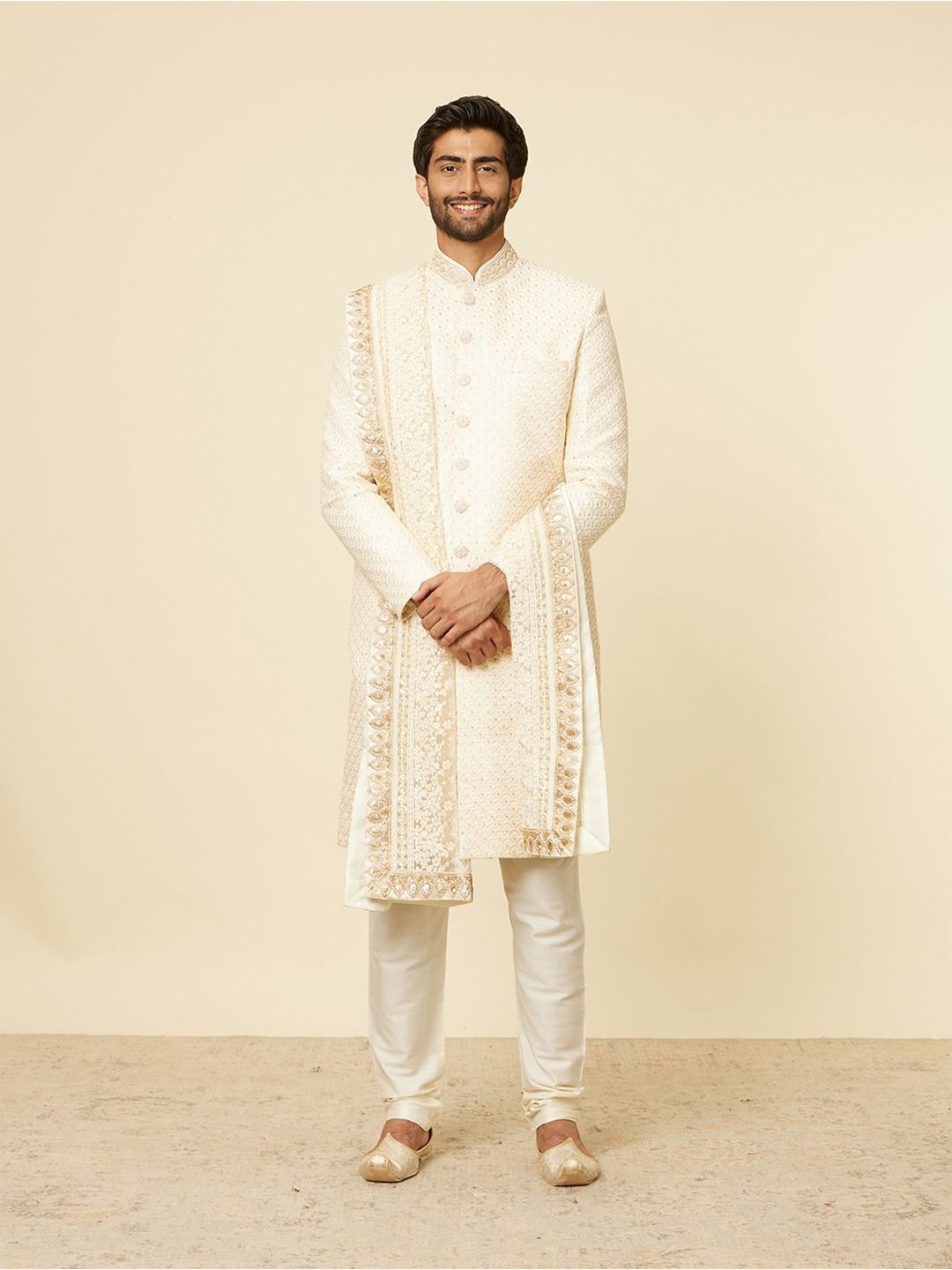

Manyavar Men Ethnic Motifs Embroidered Dupatta with Sequinned, Cream
