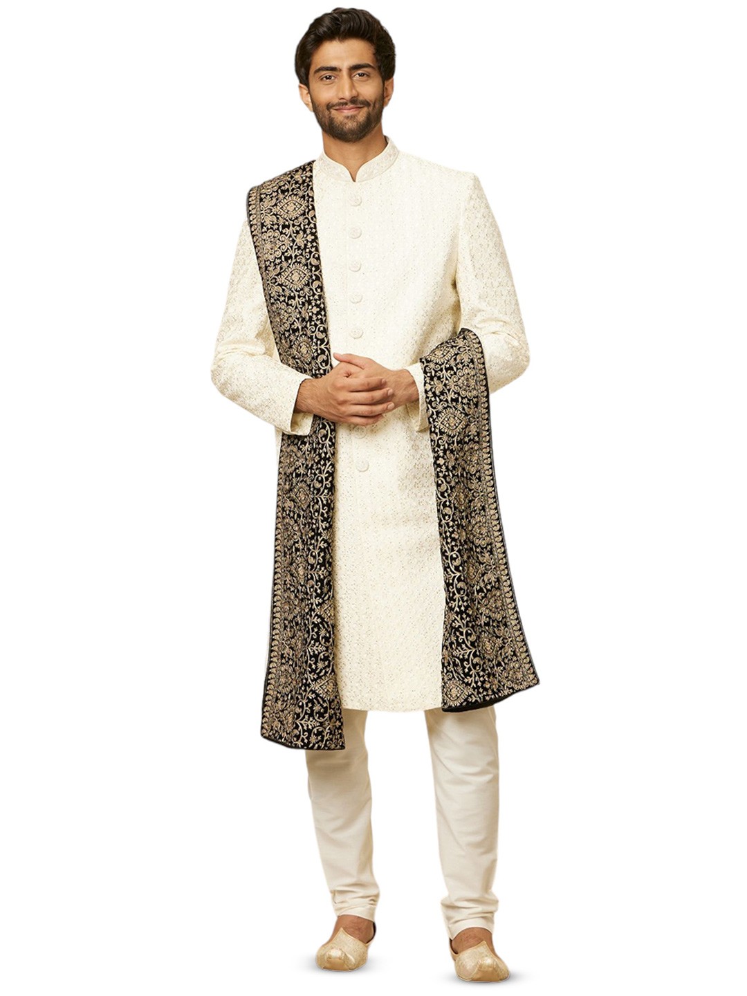 

Manyavar Men Ethnic Motifs Embroidered Velvet Dupatta with Thread Work, Black