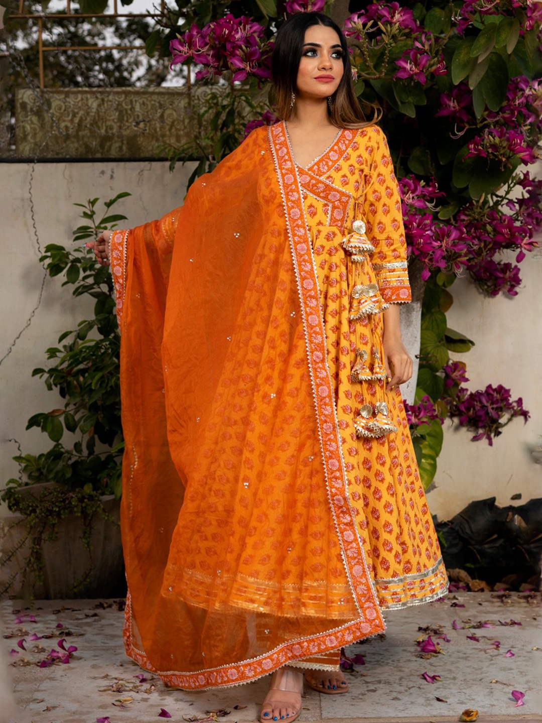 

Women Floral Printed Regular Gotta Patti Pure Cotton Kurta with Salwar & With Dupatta, Brown