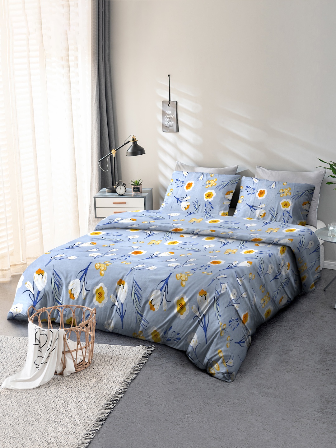 Cortina Blue & Yellow Floral 104 TC Queen Bedsheet with 2 Pillow Covers