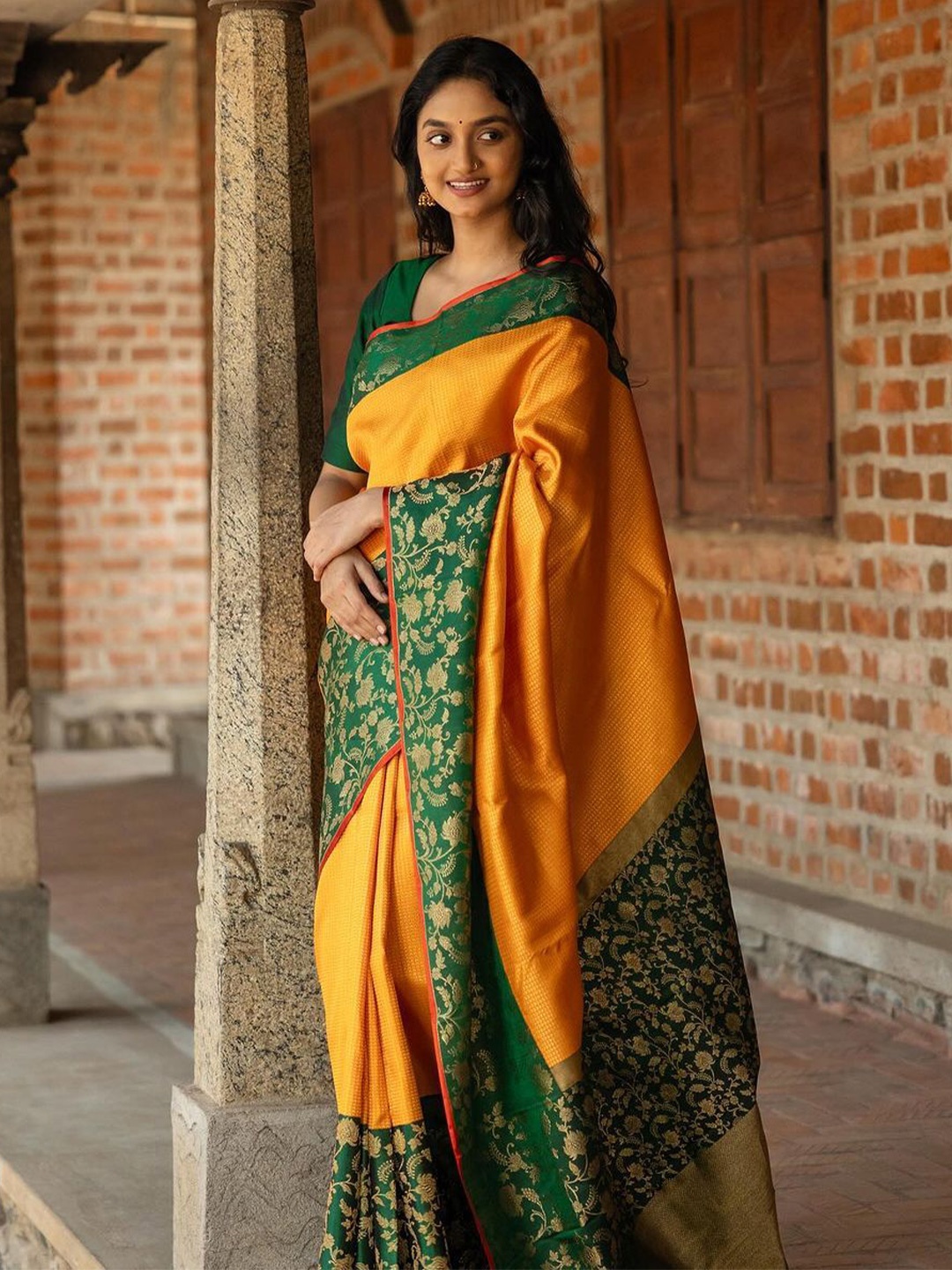 

revika Zari Pure Silk Kanjeevaram Saree, Yellow