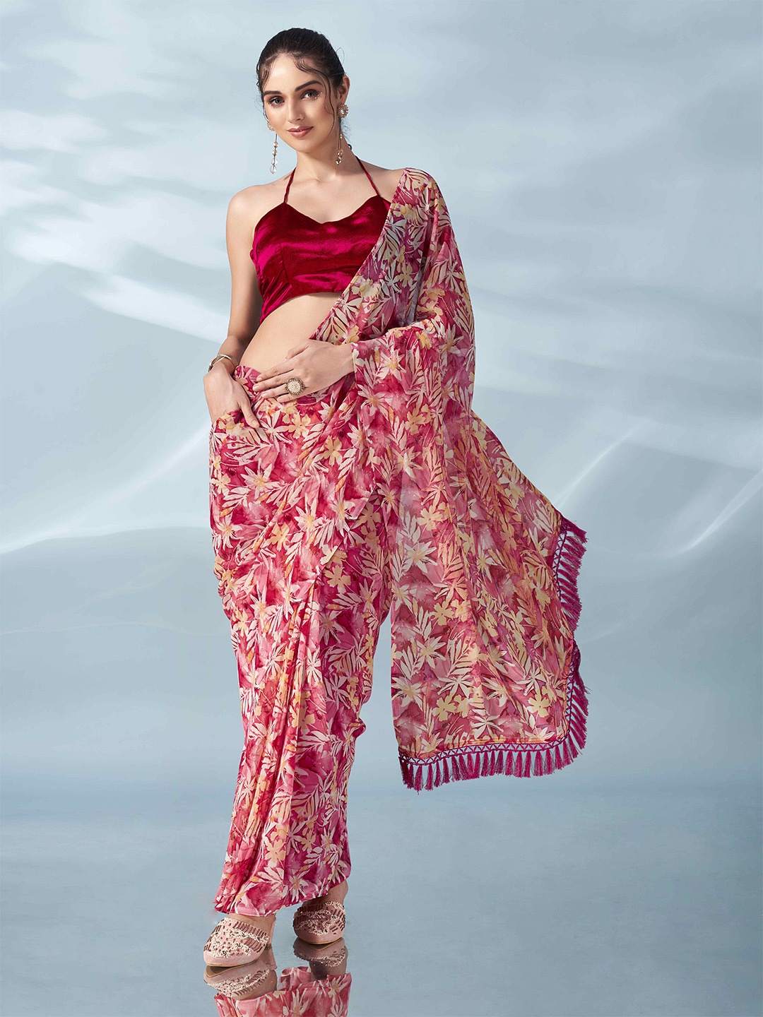 

Tikhi Imli Floral Poly Georgette Ready To Wear Pocket Saree, Pink
