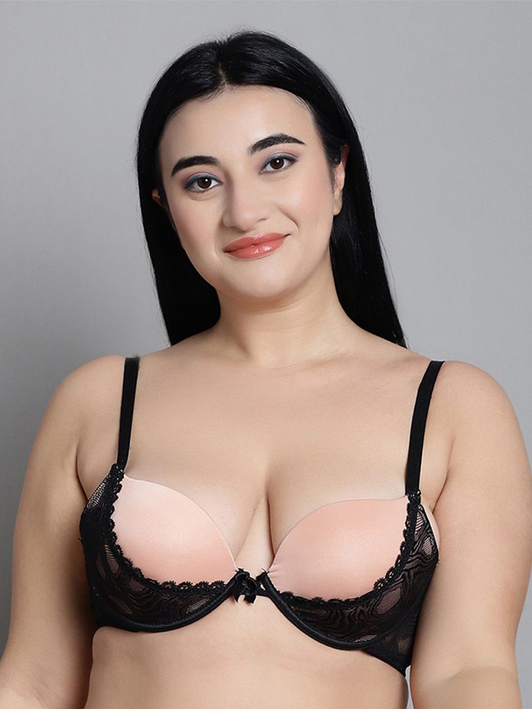 

MAKCLAN Colourblocked Bra Medium Coverage Underwired Lightly Padded, Nude
