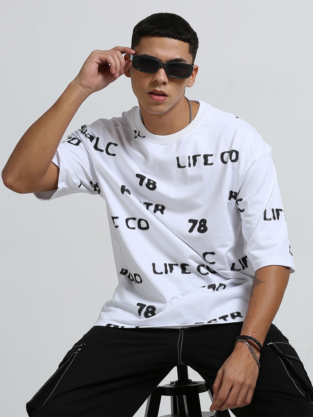 

The Roadster Lifestyle Co Printed Oversized Cotton T-Shirt, White