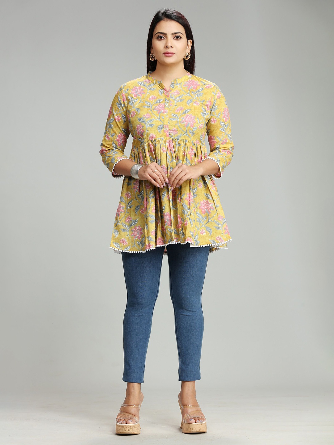 

COTTON CULTURE Floral Printed Pure Cotton Kurti, Mustard