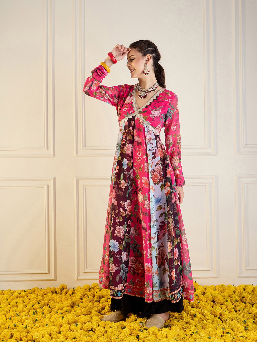 

Women Floral Printed Keyhole Neck Thread Work Indie Florals Georgette Anarkali Kurta, Fuchsia