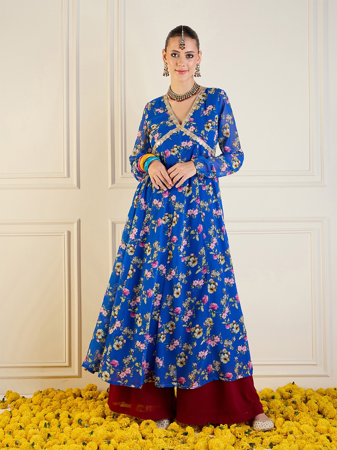 Shae by SASSAFRAS Women Floral Printed Thread Work Indie Florals Georgette Kurta, Blue