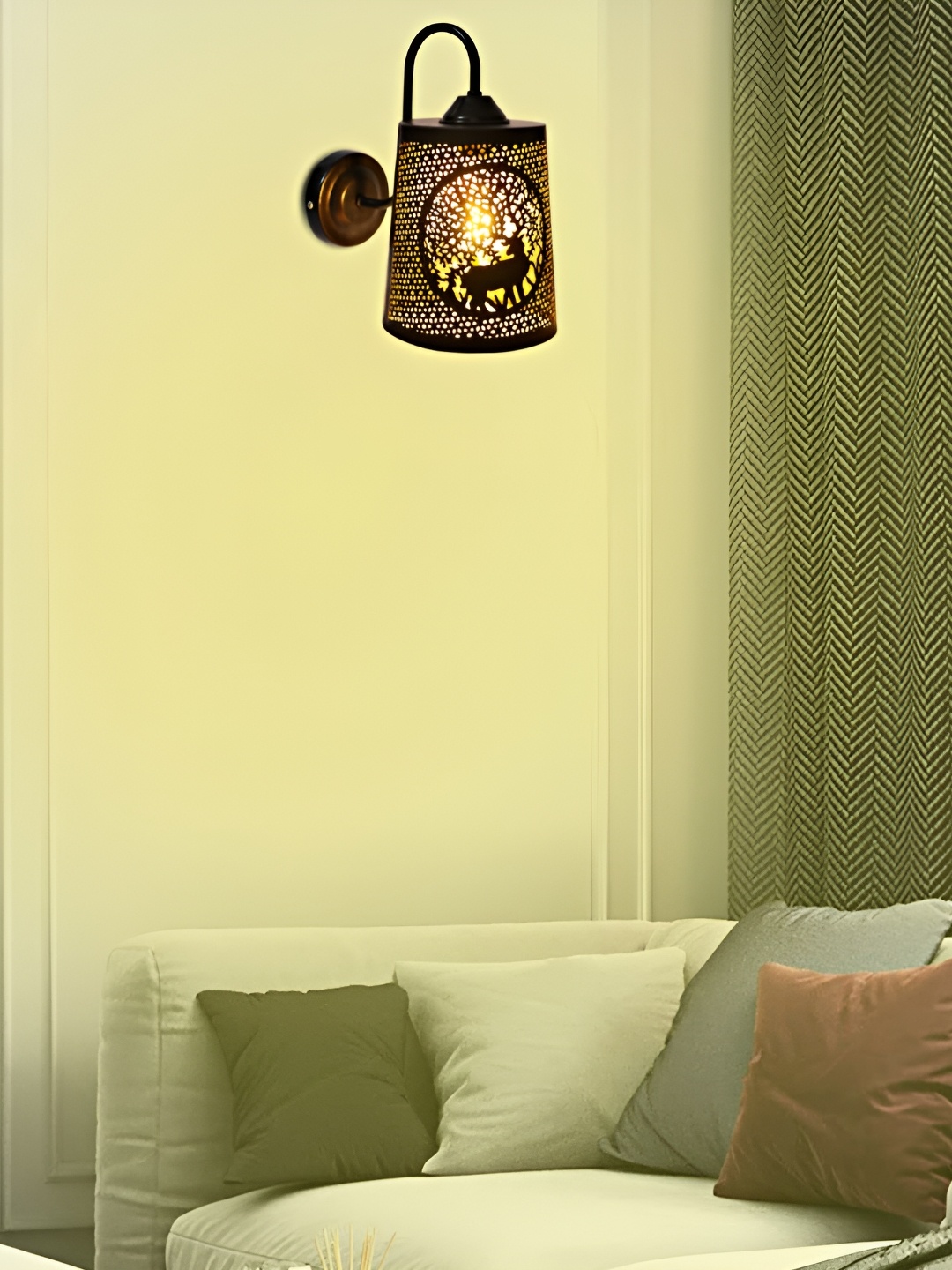 

MFD HOME FURNISHING Black Metal Traditional Cylinder Shaped Wall Lamp