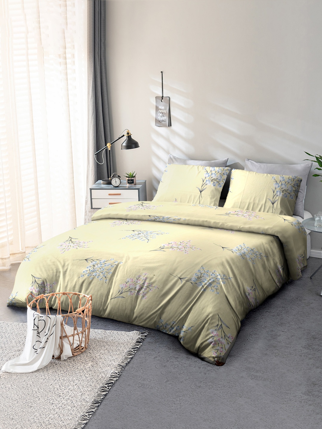 Cortina Yellow & Pink Floral 140 TC Queen Bedsheet with 2 Pillow Covers