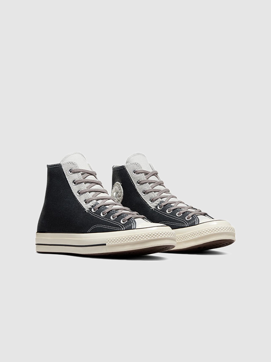 

Converse Unisex Printed High-Top Sneakers, Black