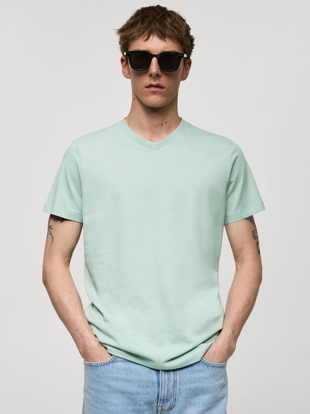 

MANGO MAN V-Neck Pure Cotton Slim Fit T-shirt, Sea green