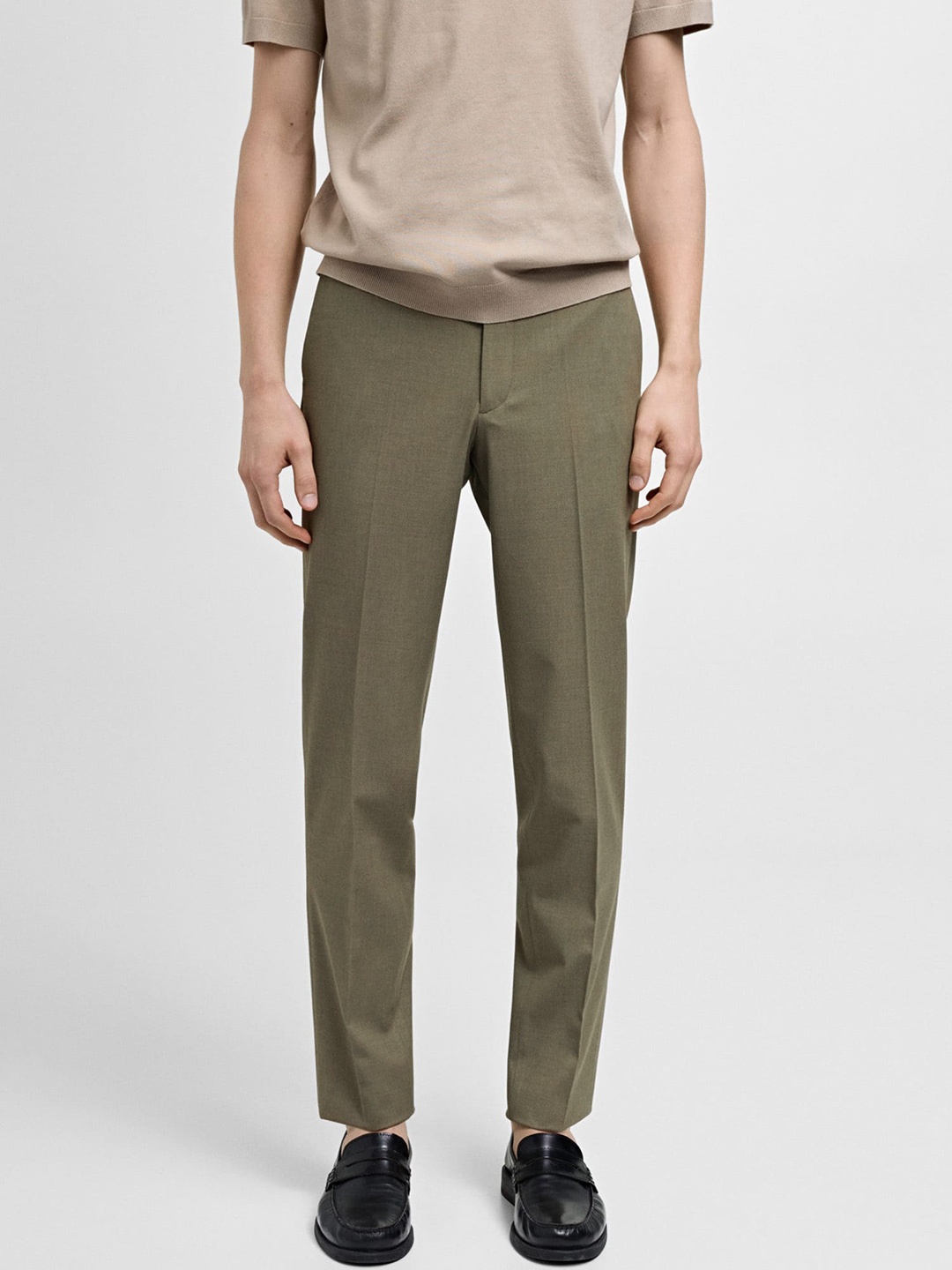 

MANGO MAN Men Slim Fit Pleated Trousers, Olive