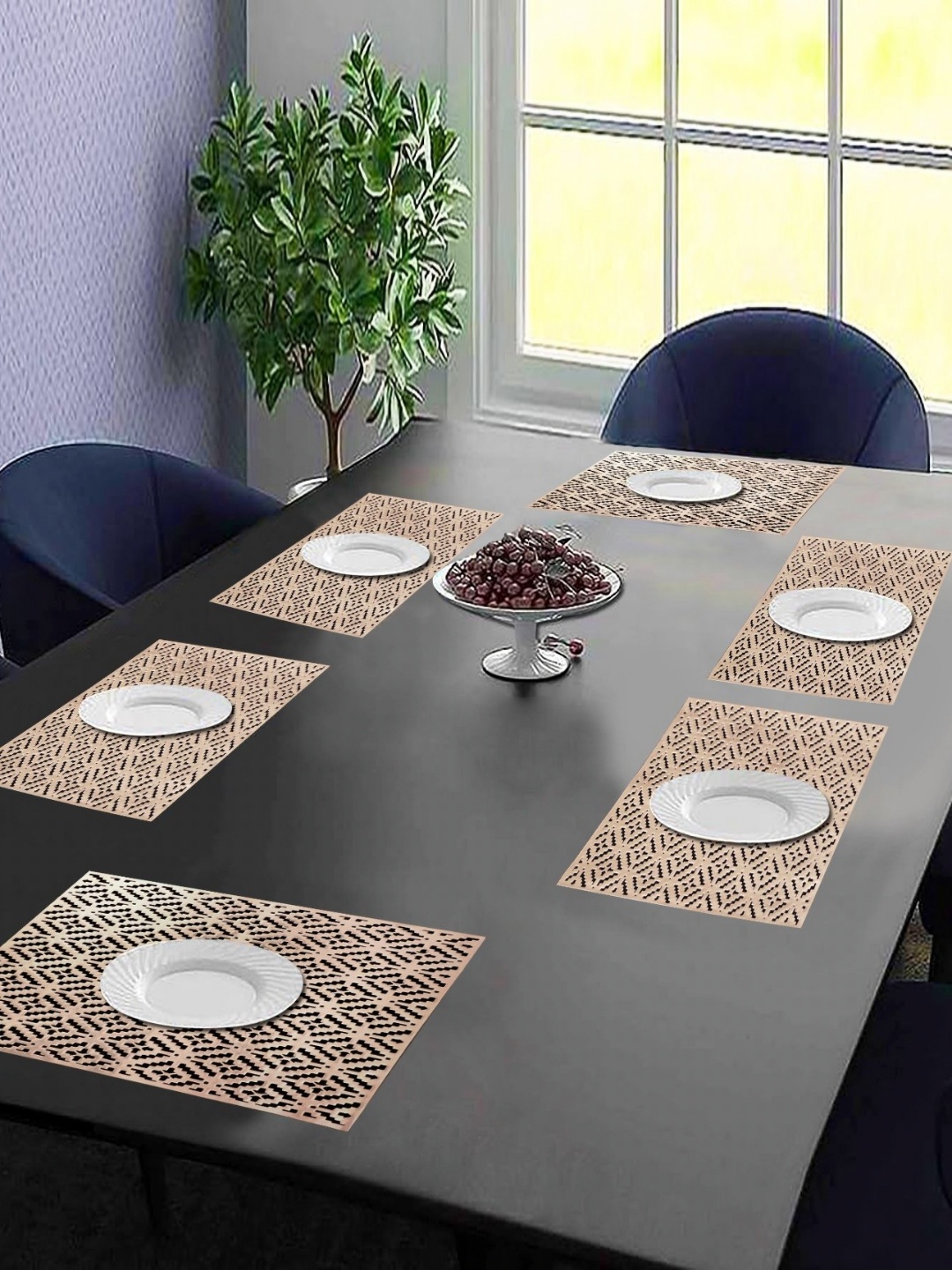 

LooMantha Set Of 6 Geometric Table Placemats, Gold