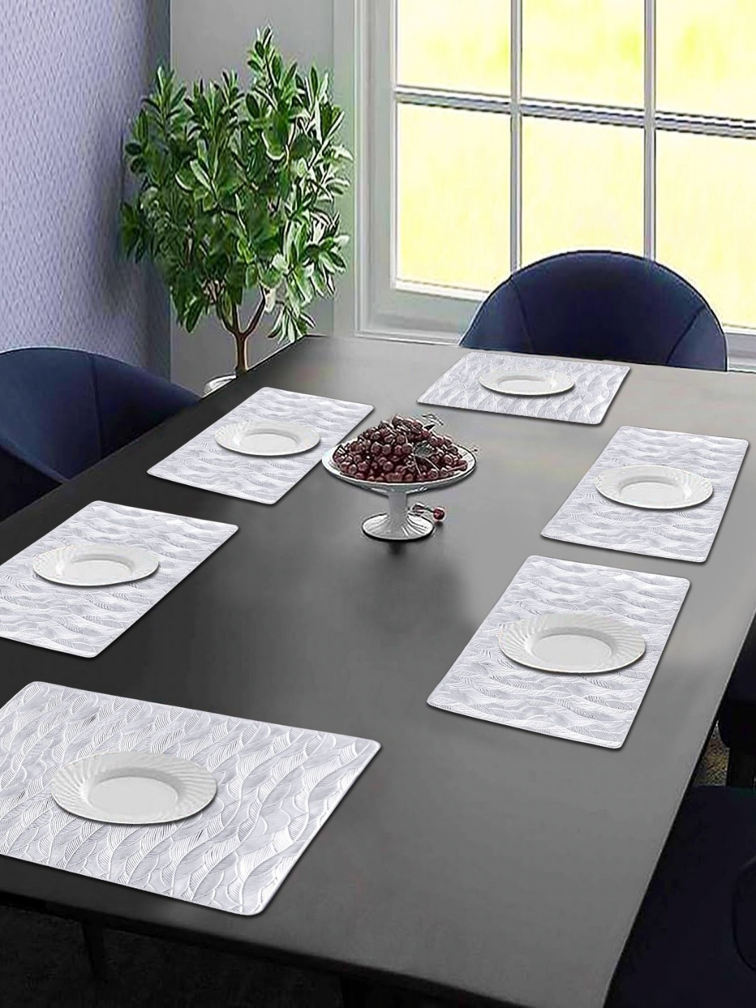 

LooMantha Set Of 6 Geometric Table Placemats, Silver