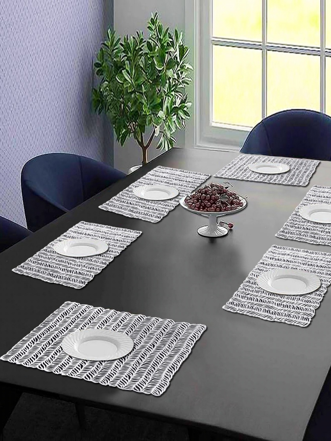 

LooMantha 6Pcs Geometric Table Placemats, Silver