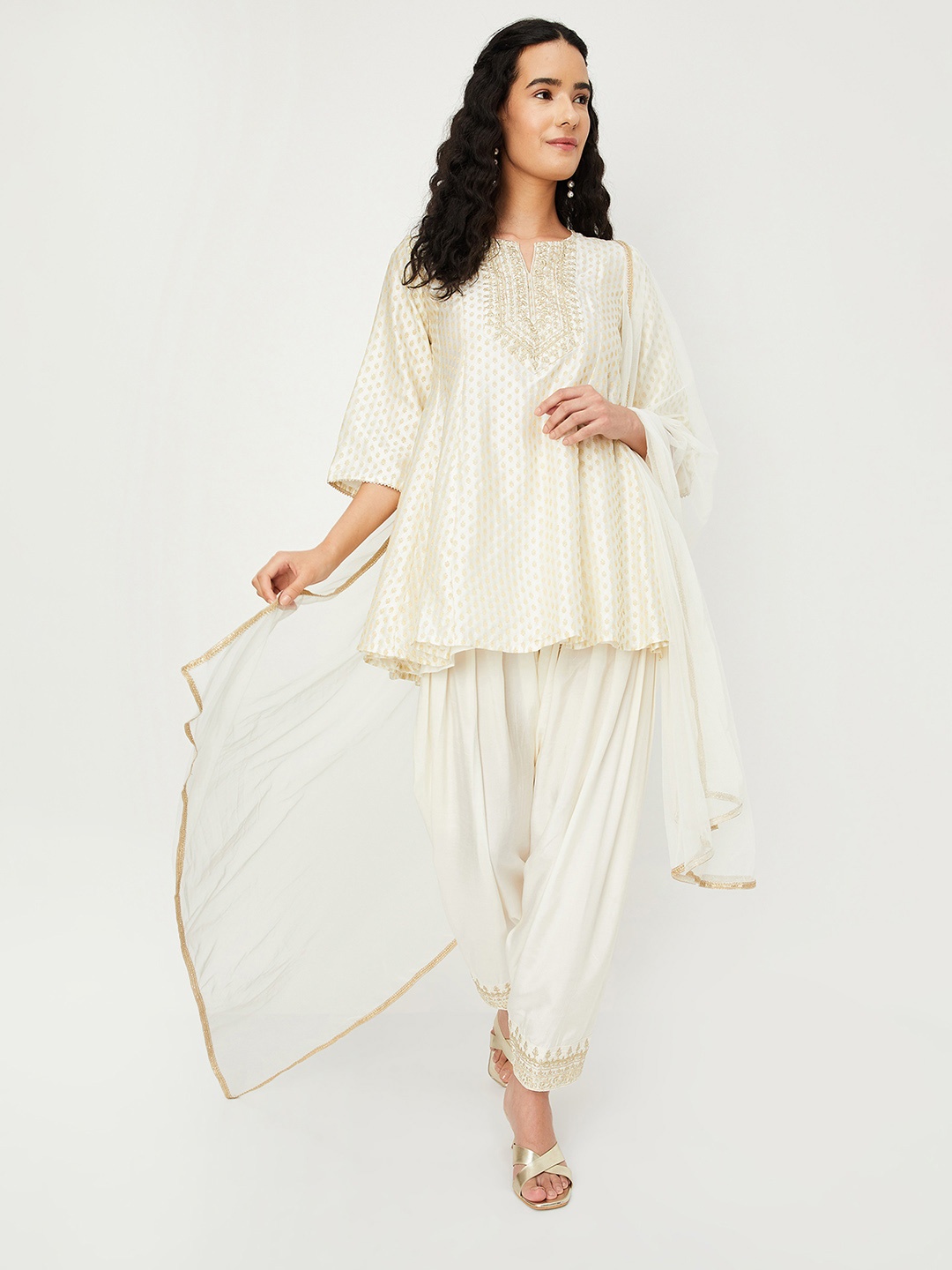 

max Women Floral Embroidered Regular Thread Work Kurti with Salwar & With Dupatta, Off white