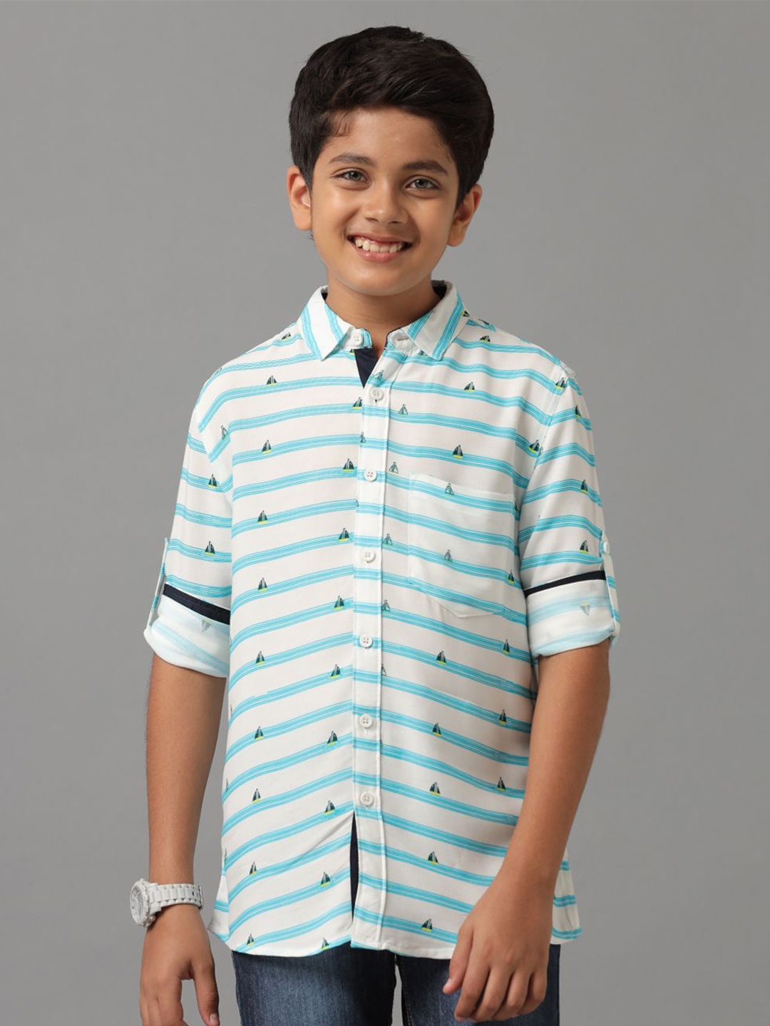 

UNDER FOURTEEN ONLY Boys Horizontal Stripes Opaque Striped Casual Shirt, Green