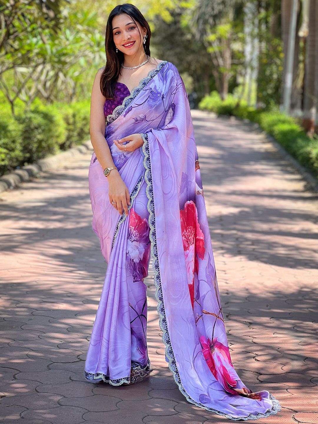 

PATLIPALLU Floral Beads and Stones Satin Saree, Purple