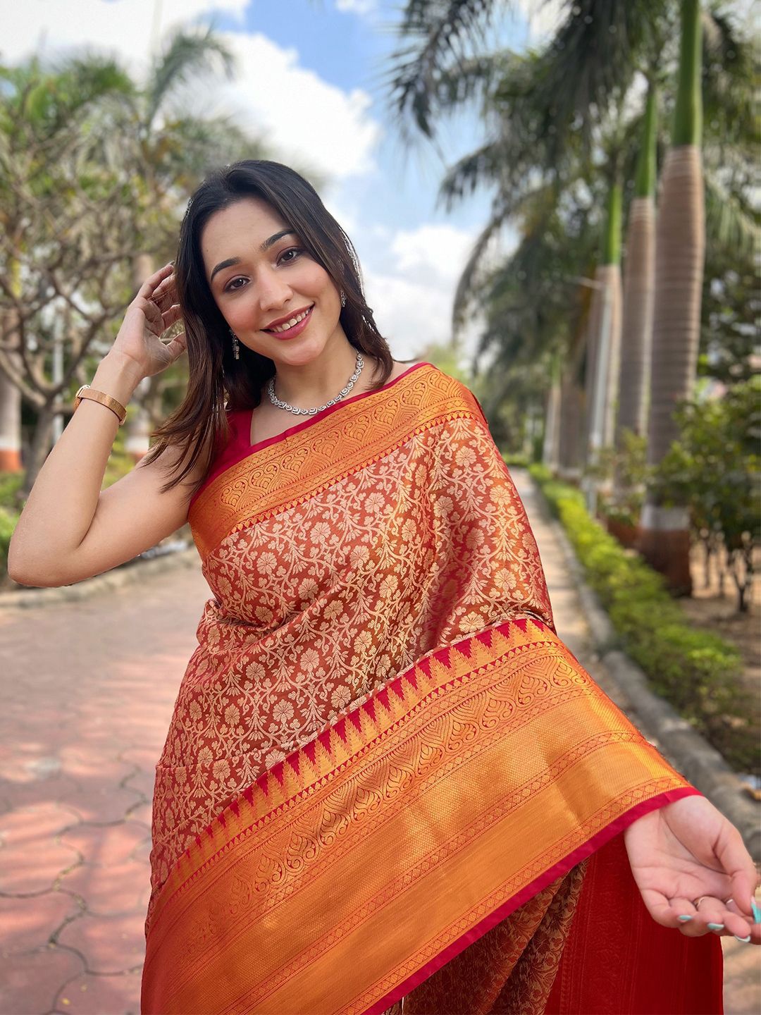 

PATLIPALLU Woven Design Zari Art Silk Banarasi Saree, Orange