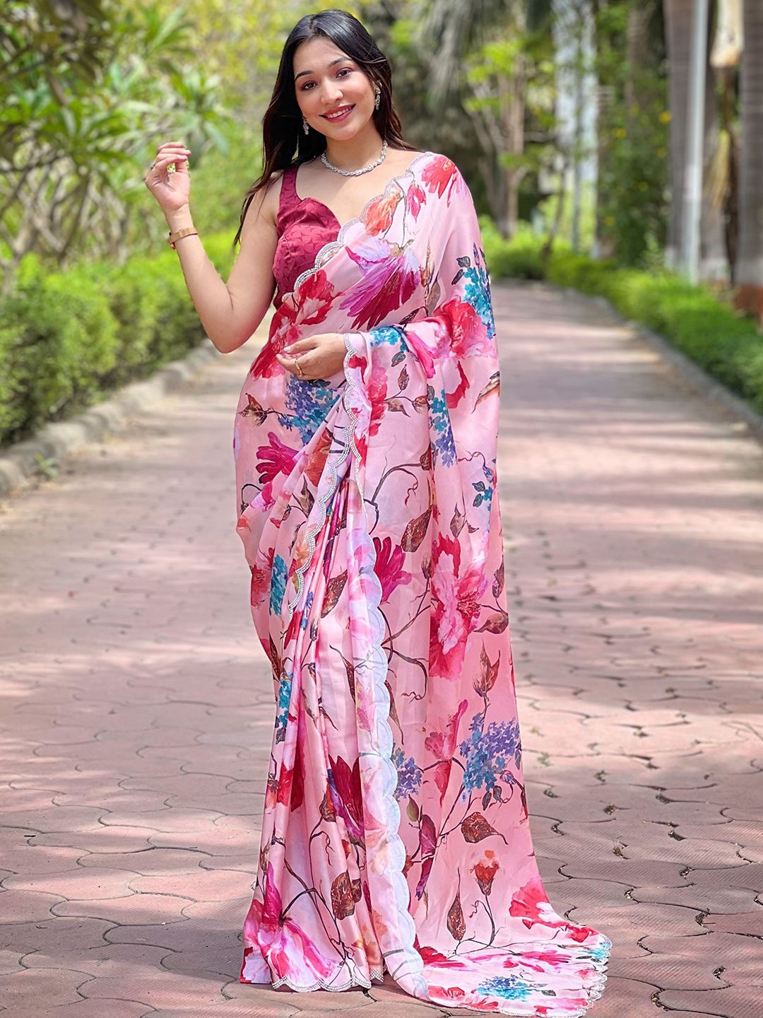 

PATLIPALLU Floral Beads and Stones Satin Saree, Peach