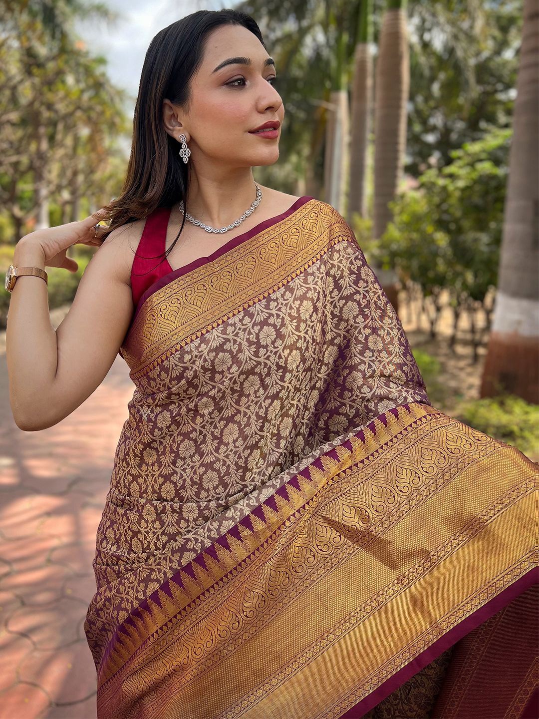 

PATLIPALLU Woven Design Zari Art Silk Banarasi Saree, Brown