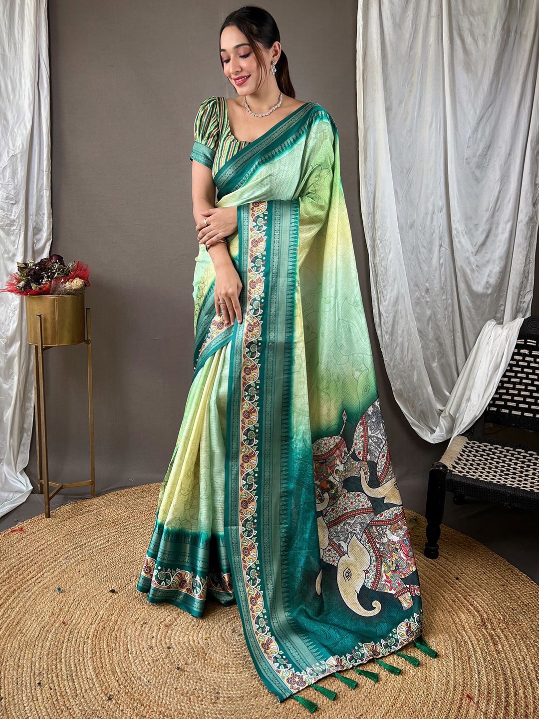 

PATLIPALLU Kalamkari Zari Art Silk Kota Saree, Green