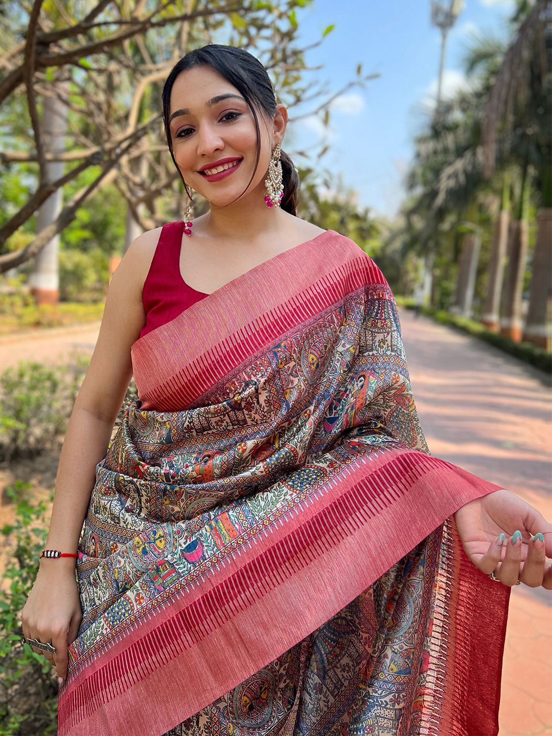 

PATLIPALLU Kalamkari Art Silk Tussar Saree, White