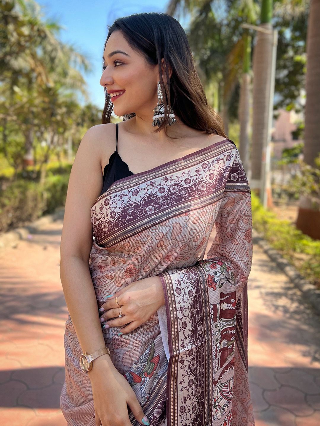 

PATLIPALLU Ethnic Motifs Art Silk Saree, Purple