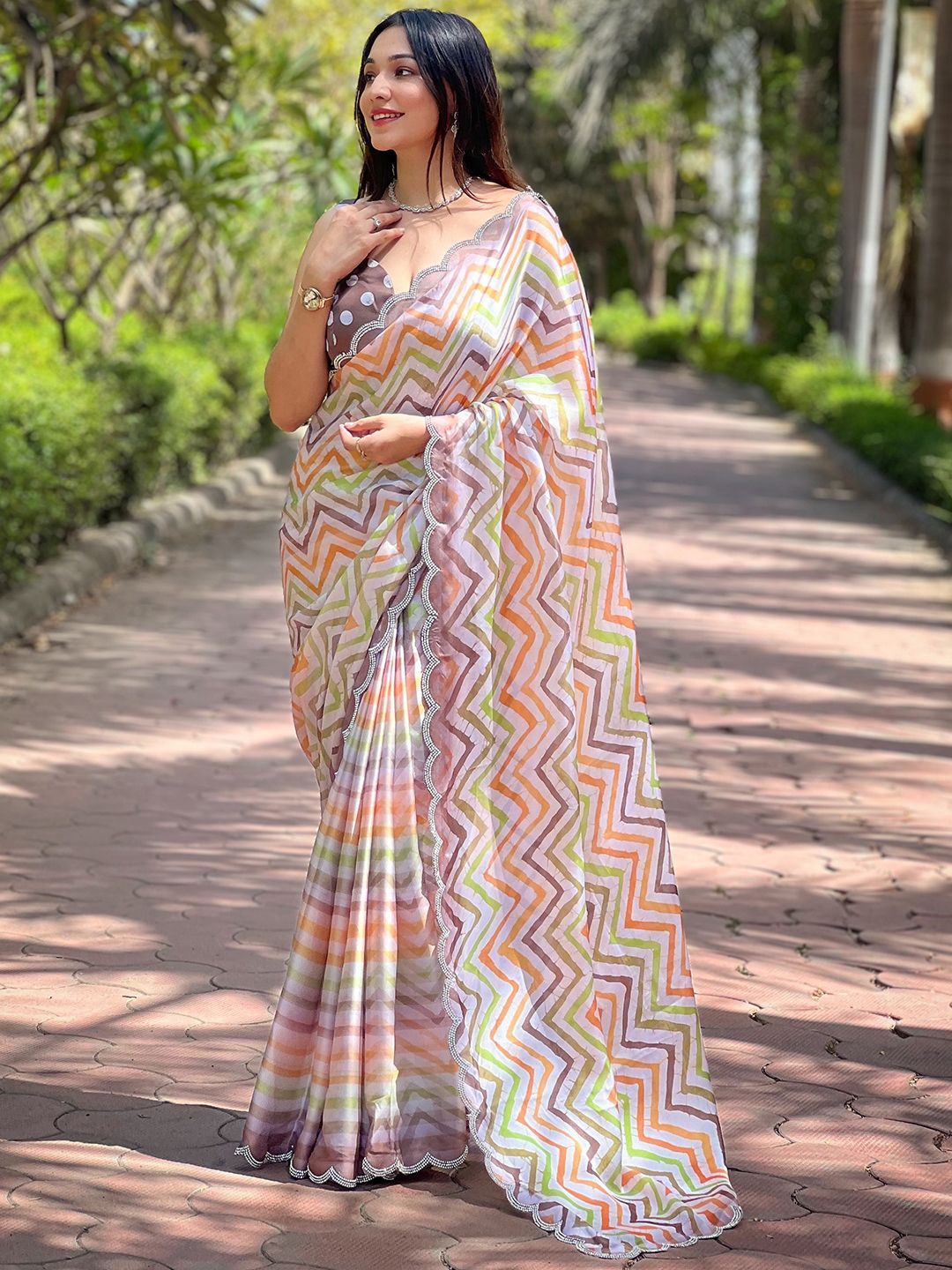 

PATLIPALLU Beads and Stones Satin Saree, Cream