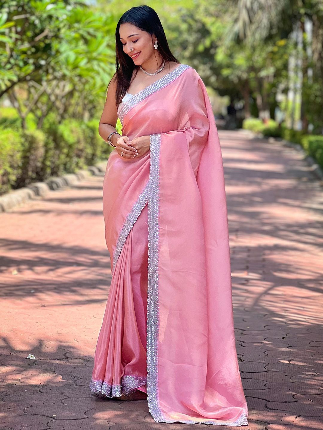 

PATLIPALLU Embroidered Pure Silk Saree, Pink