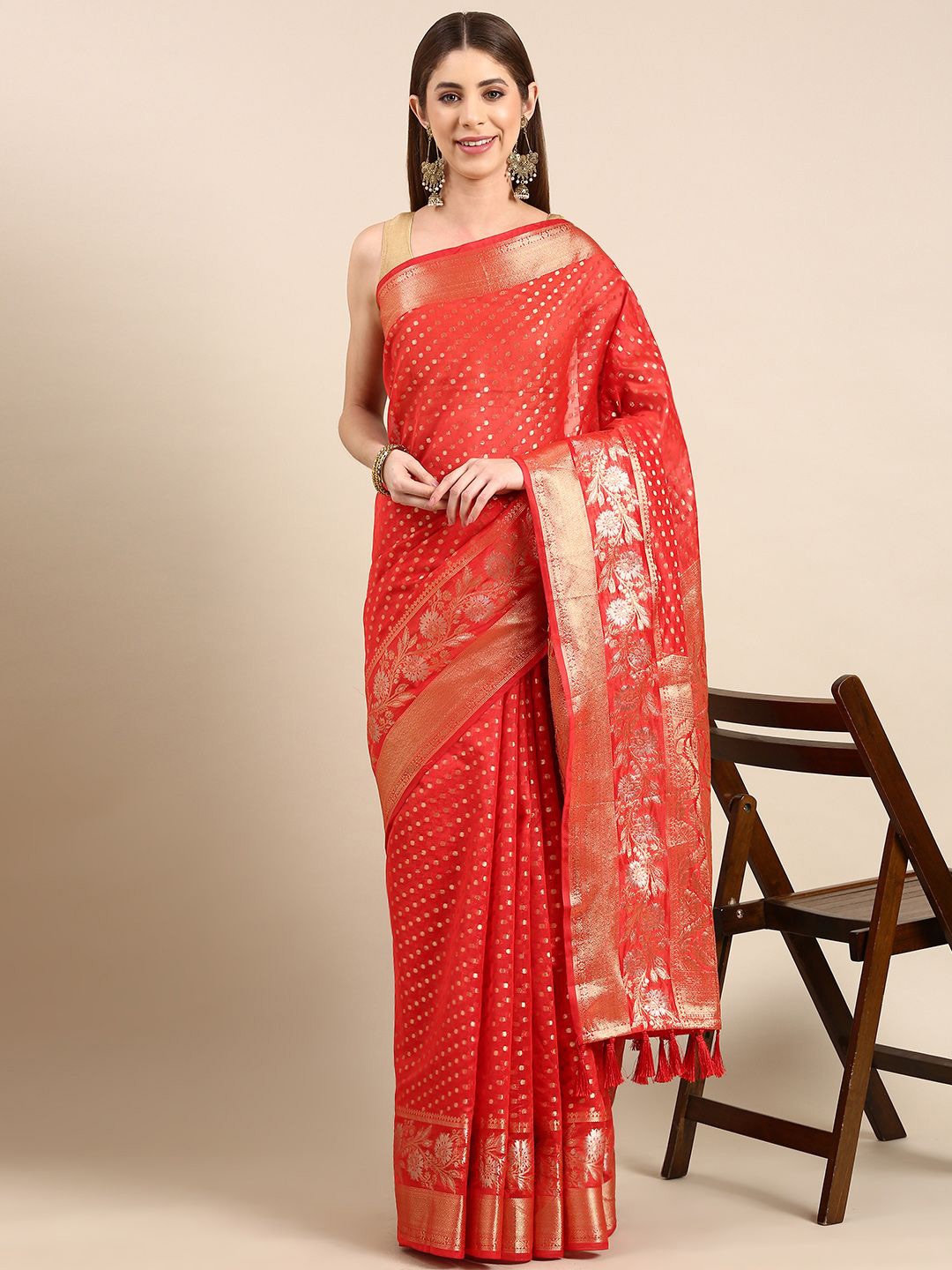 

VASTRANAND Woven Design Zari Tissue Banarasi Saree, Red