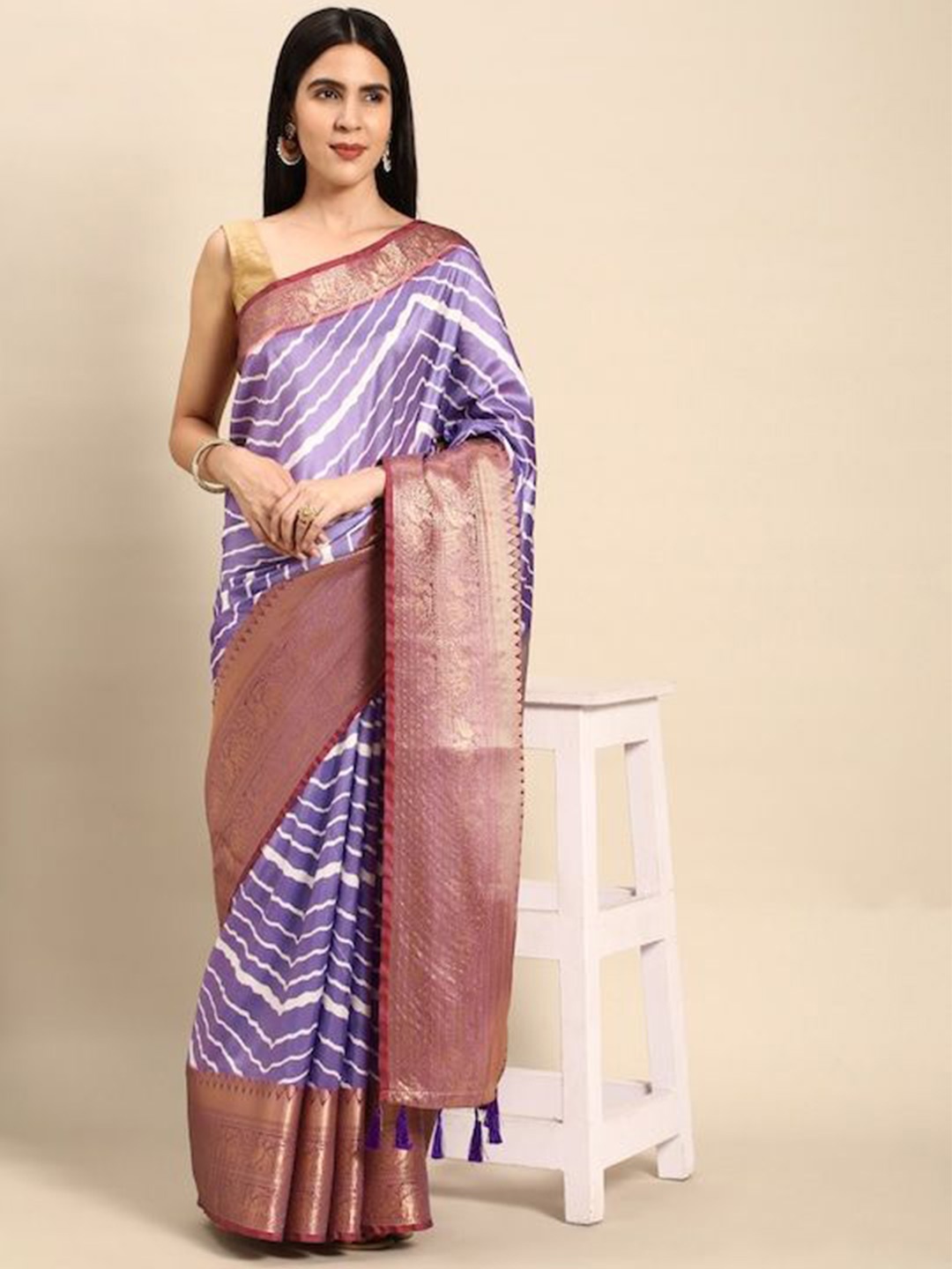 

VASTRANAND Leheriya Zari Silk Blend Banarasi Saree, Purple