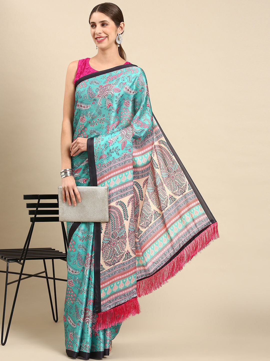 

VASTRANAND Floral Satin Saree, Blue