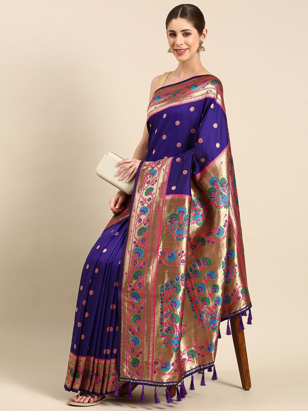 

VASTRANAND Polka Dot Zari Art Silk Paithani Saree, Purple