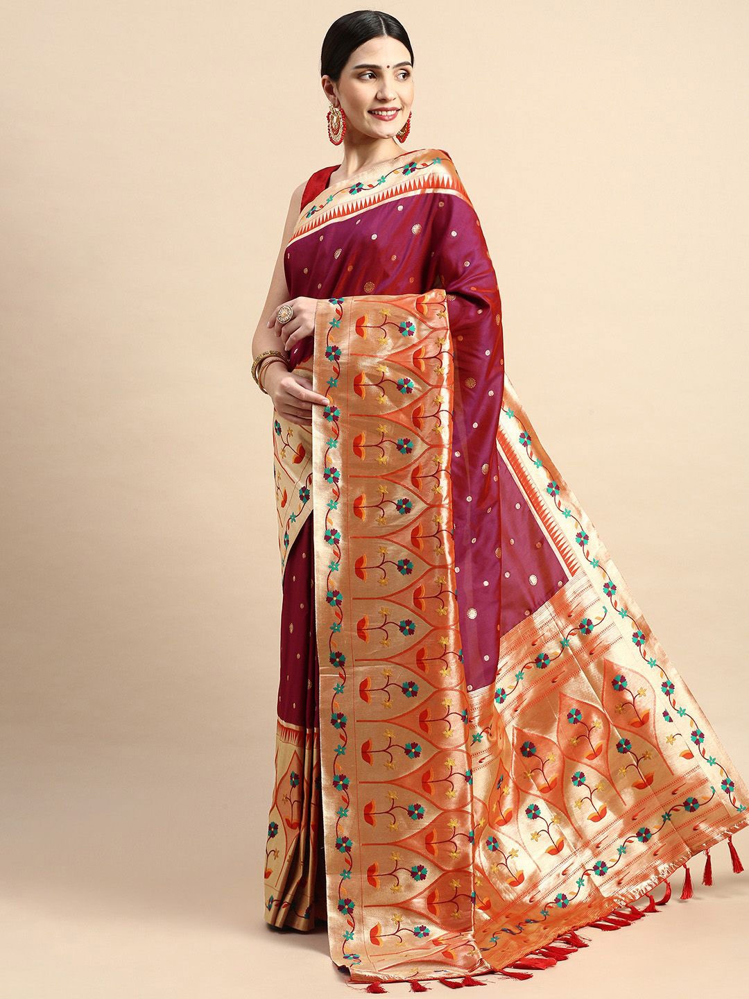 

VASTRANAND Ethnic Motifs Zari Silk Blend Banarasi Saree, Burgundy