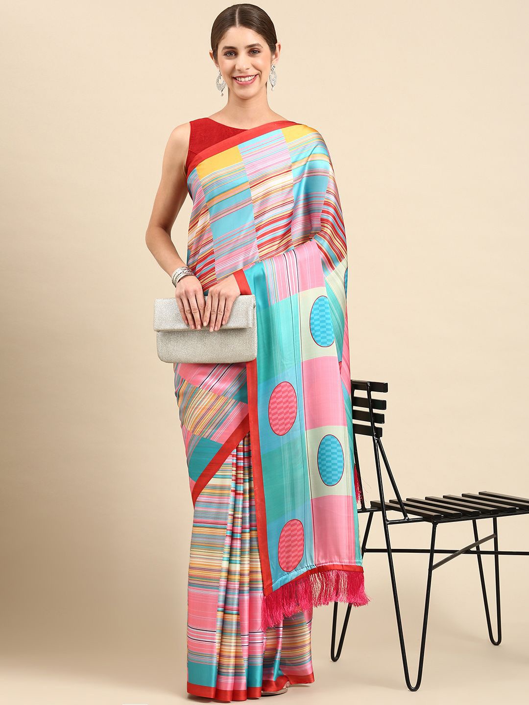 

VASTRANAND Striped Satin Saree, Red