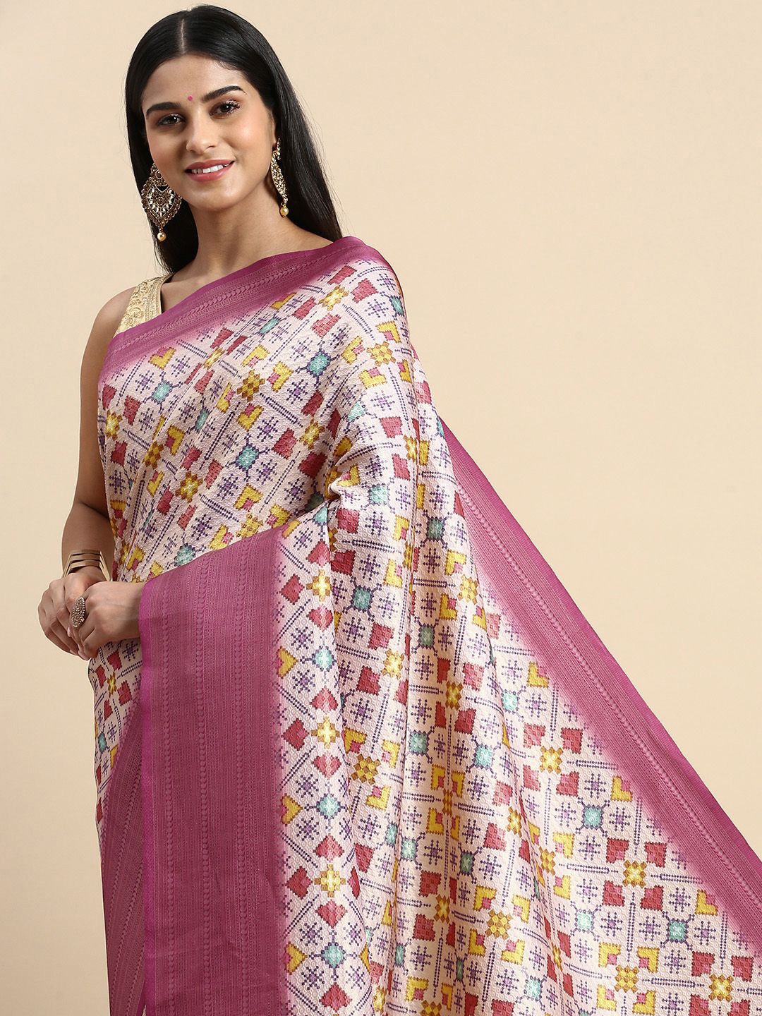 

VASTRANAND Zari Silk Blend Patola Saree, Pink