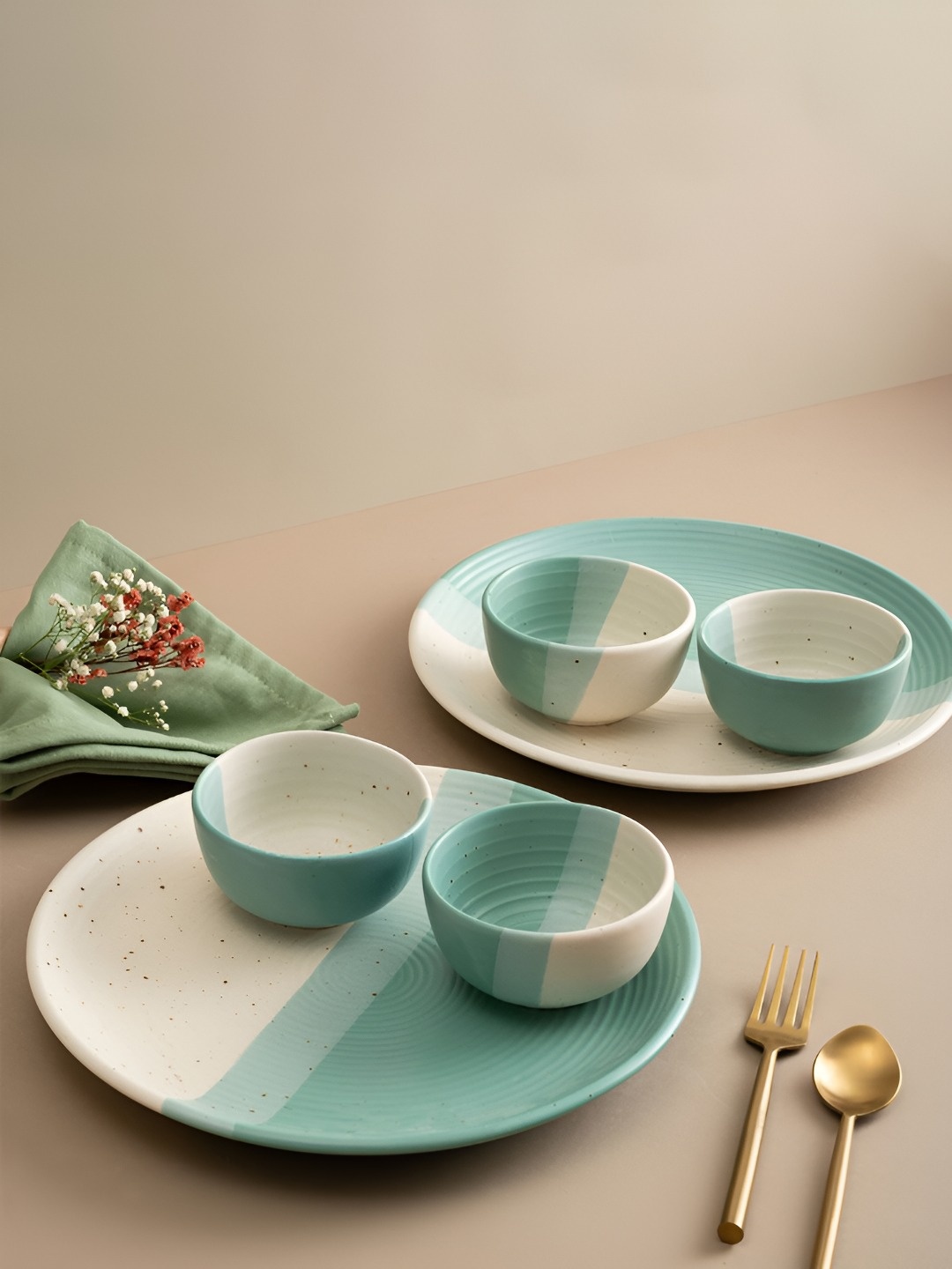 

URBAN SPACE 6Pcs Ocean Green & White Textured Ceramic Matt Dinner Set
