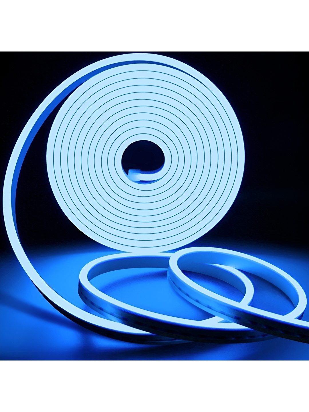 

ENORMITY Blue Rice Shape String Lights