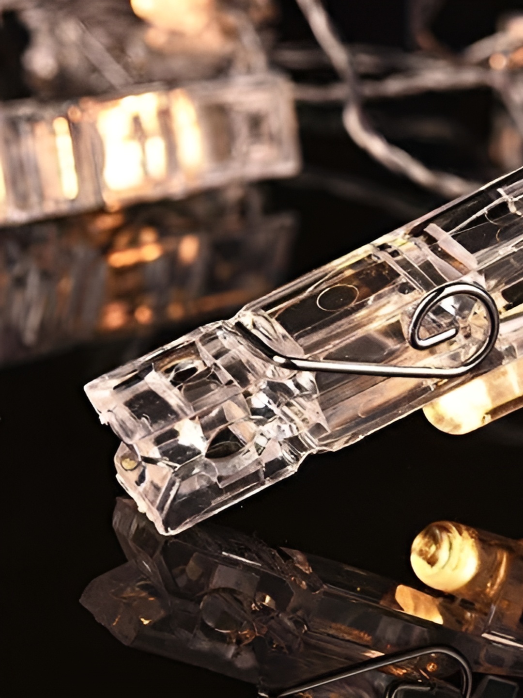 

ENORMITY Yellow Photo Clip Shape String Lights