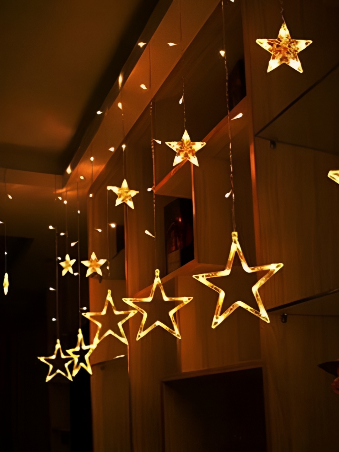 

ENORMITY Yellow Star Shape String Lights